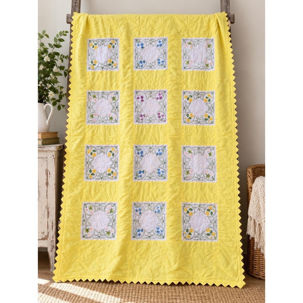 Vintage Floral Handkerchief Applique Quilt Handmade Yellow Twin Cottagecore